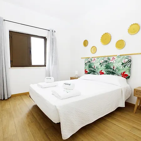 A48 - Windmill 1 Bed In * Odiáxere