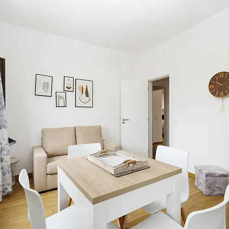 A48 - Windmill 1 Bed In * Odiáxere
