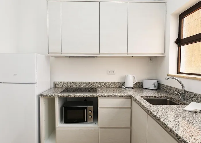 A48 - Windmill 1 Bed In Apartment