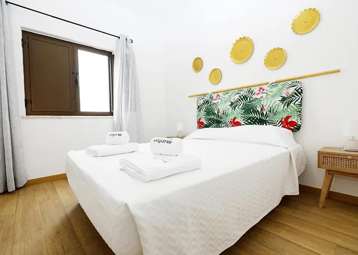A48 - Windmill 1 Bed In Apartment *
